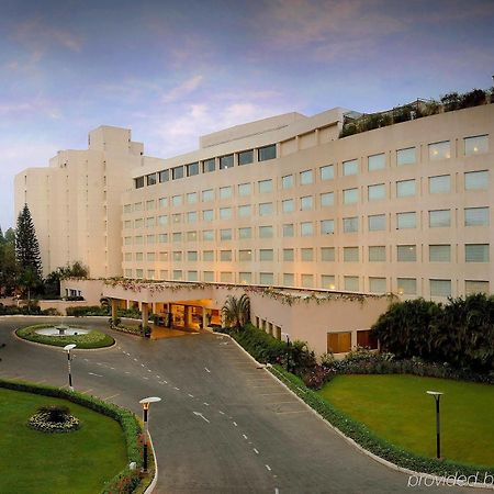 Hotel The Lalit Ashok Bengalúr Exteriér fotografie