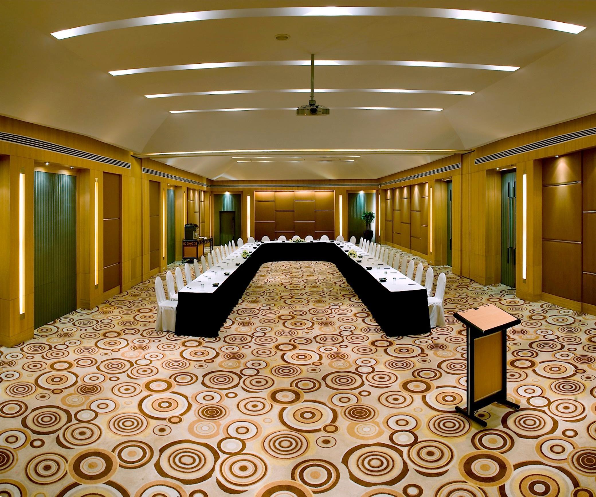 Hotel The Lalit Ashok Bengalúr Exteriér fotografie