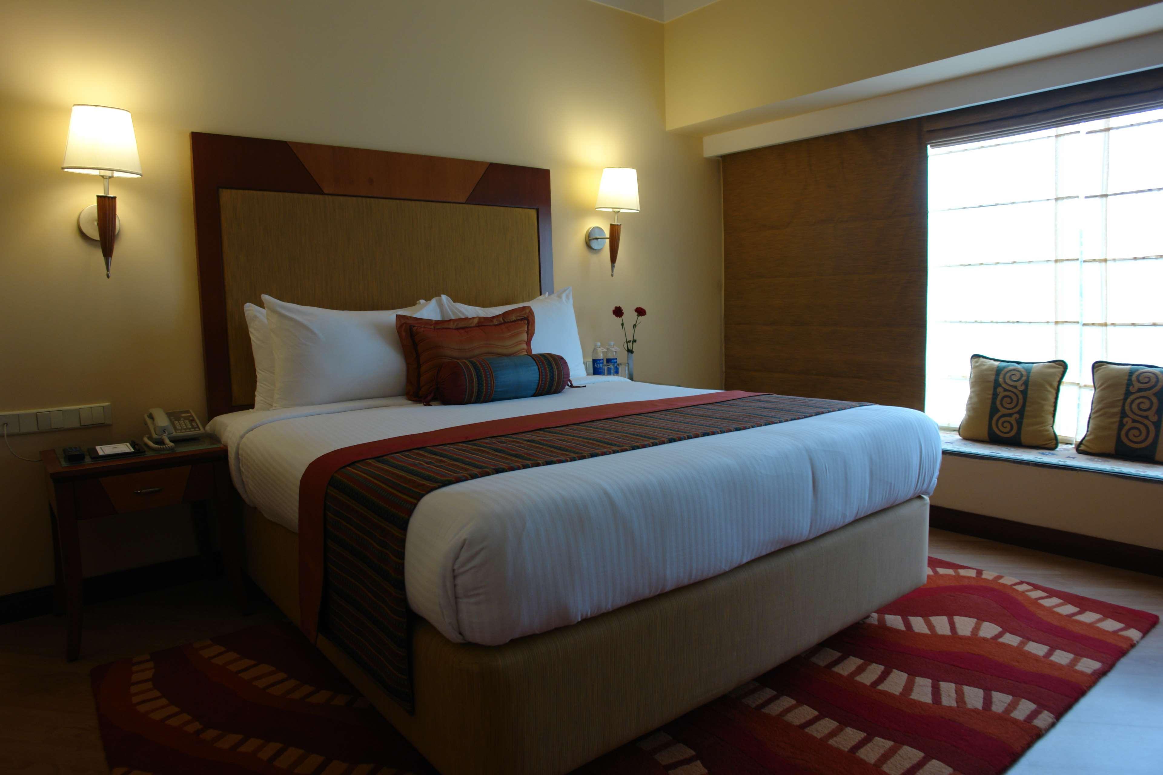 Hotel The Lalit Ashok Bengalúr Exteriér fotografie