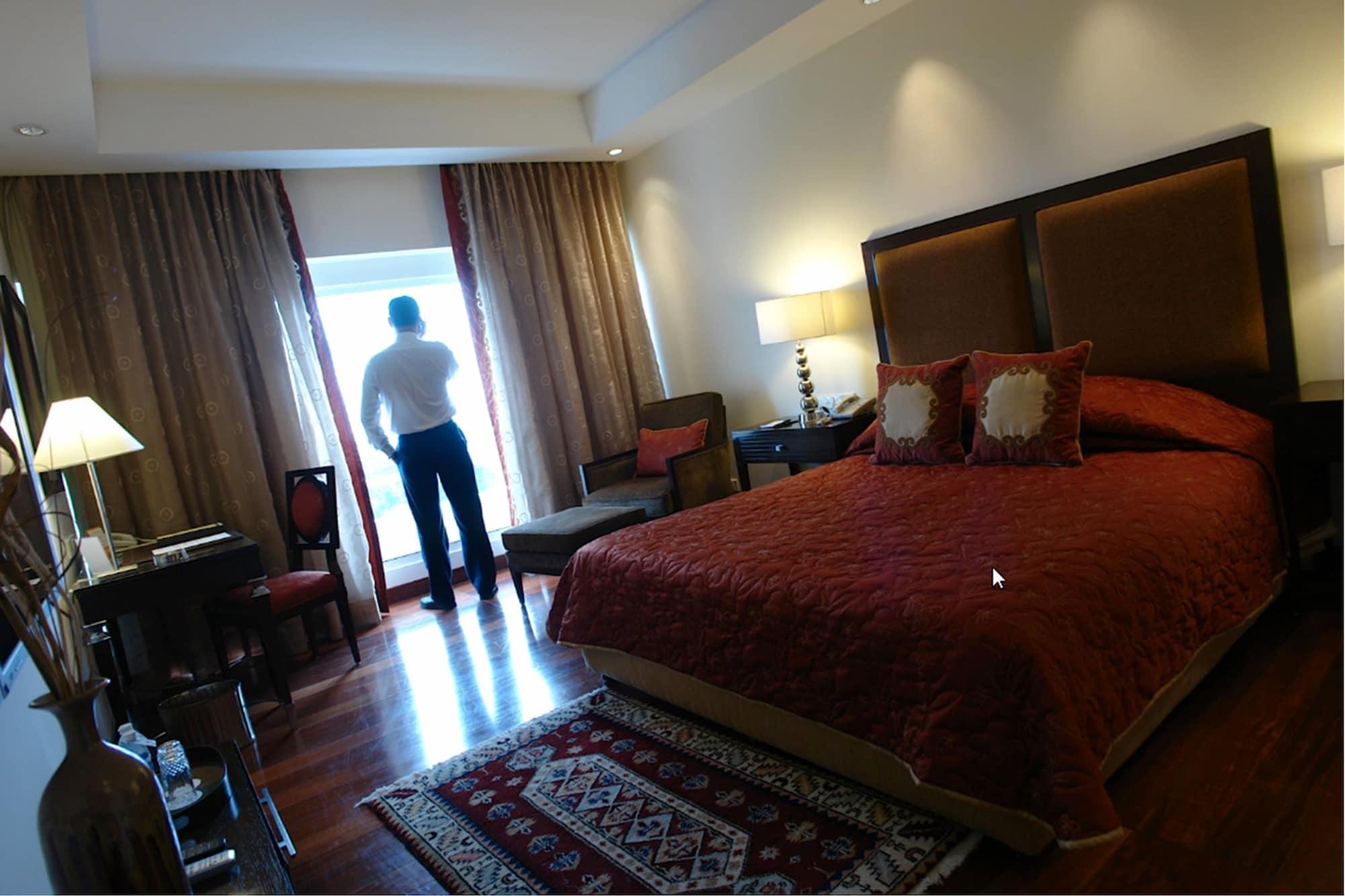 Hotel The Lalit Ashok Bengalúr Exteriér fotografie