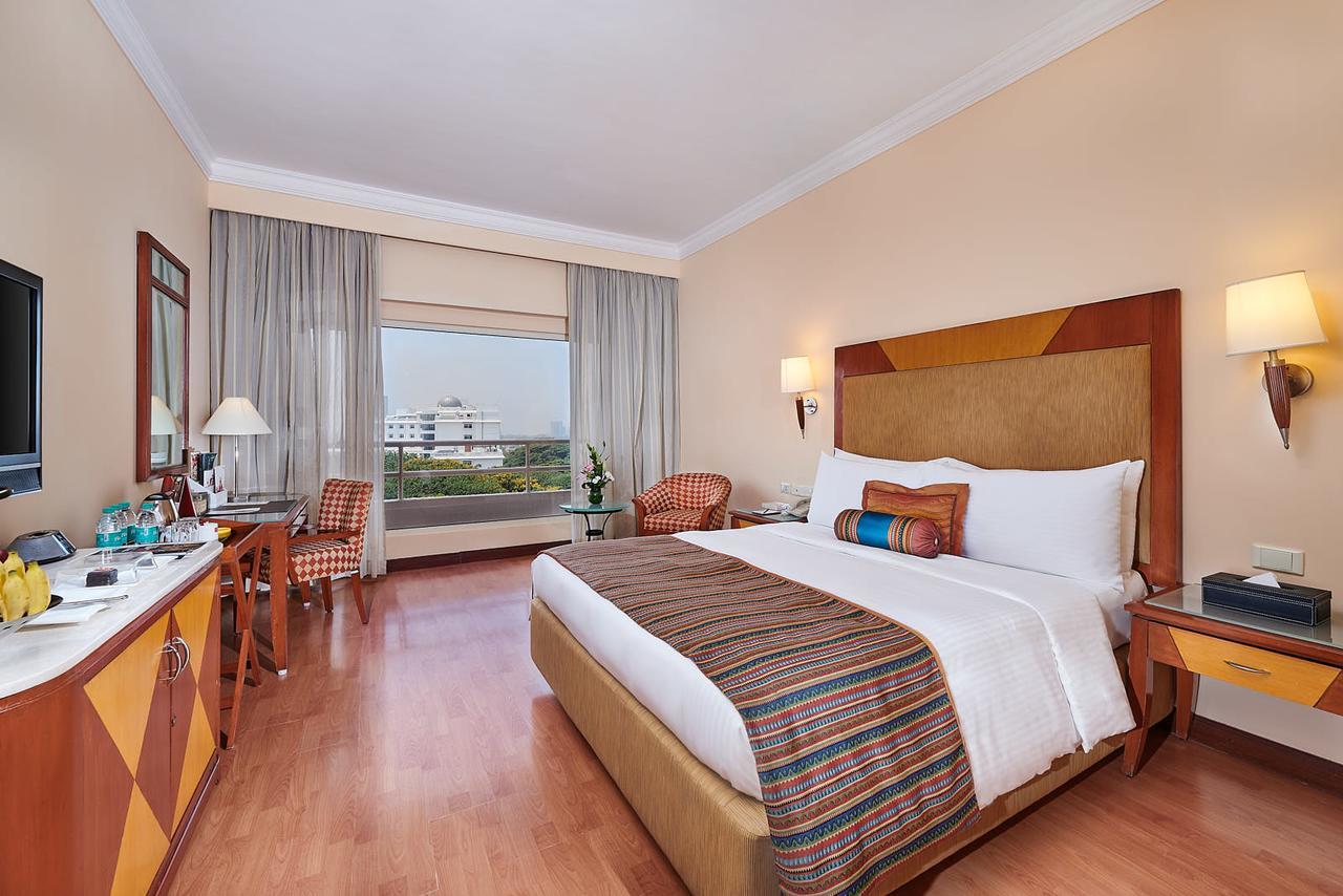 Hotel The Lalit Ashok Bengalúr Exteriér fotografie